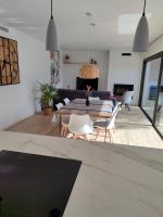 ESPECTACULAR CASA EN LLAGOSTERA - Costa Brava, CON PISCINA - Ferienwohnung