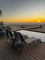 Beachfront Luxury Oasis - B&B Rand Rifles