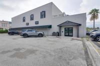 Walk to Strand Historic District Stylish Dtwn Gem - B&B Galveston