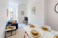 B&B South Shields - Stylish and Modern 3 Bed Home - 5* - Bed and Breakfast South Shields