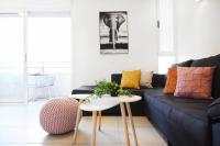 Intimate 1BR near Bograshov beach by HolyGuest - Bed and Breakfast Tel Aviv