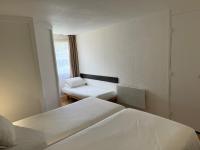 Standard Room - 3 Single Beds