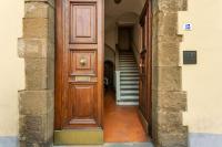 Santa Croce Dante's View Apartment with Terrace by Halldis - Chambres d’hôtes Florence