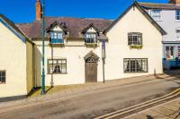 Spacious 5BR Home w/Game Room - Chambres d’hôtes