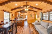 Waterfront Seneca Cabin about 4 Mi to Boat Launch! - B&B Walhalla