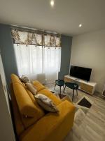 La maison castelpontine studio - B&B
