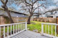 Unique Vintage South Congress Bungalow - B&B
