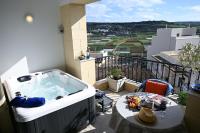 Fl 3 Ta'lonza Luxury With Hot Tub By Homely - Chambres d’hôtes
