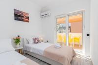 Habitación Triple con balcón