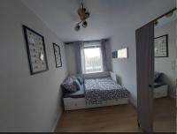 Przestronny apartament, ogródek, bezpłatne miejsca postojowe w garażu, AWG APARTMENTS - Chambres d'hôtes Cracovie