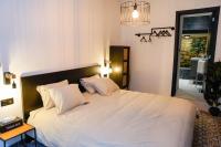 B&B Dinant - Chambre avec SDB incroyable en plein centre-ville DINANT - Bed and Breakfast Dinant