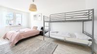 One-Bedroom Apartment - ul. Plac Neptuna 1