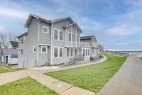 Waterfront Buckeye Lake House Deck and Views! - B&B Hebron