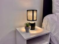 Stylish Cosy 2 Bed Ilford Home with Free Parking - Chambres d’hôtes