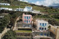 Grand Blue Balcony- Island House by Hostandros - Bed and Breakfast