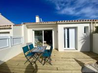 Maison renovee avec gout 700m de la plage - Ferienwohnung