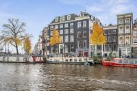 Amstel Houseboat studio right across the Opera - B&B