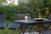 La Maison Du Bonheur PARIS CDG AIRPORT, Bourget, Parcs Astérix,Expos, Disney Land, - B&B Gonesse