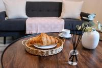 B&B Birmingham - Chic & Cushy 3 Bed House, short and long term - Bed and Breakfast Birmingham