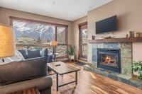 B&B Canmore - Best Views of Canmore - 2Bed 2Bath - Bed and Breakfast Canmore