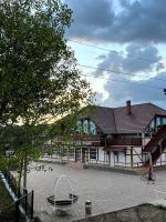 B&B Şerpeni - Pensiunea Ancuței - Bed and Breakfast Şerpeni