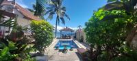 Catra Homestay beachroom 10 B - B&B