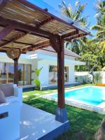 Padi-Padi Pool Villas - B&B Trunyan