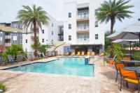 Deluxe One Bedroom Apartment - B&B Gainesville