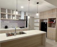 Appartamento con 3 Camere da Letto