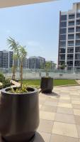 Luxury Studio with big balcony Azizi Riviera Meydan - B&B Dubai