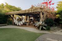 Casa Thai Linda na Praia - B&B