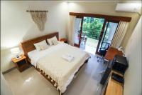 Modern Room w/ Desk, Office Chair & Kitchenette /2 - B&B Ubud