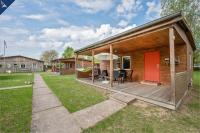 Ferienresort Möwenort Lütow Bungalow 7 - B&B