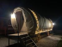 White Spring Glamping - B&B Câmpulung Moldovenesc