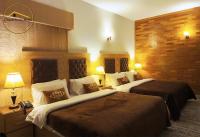 Quadruple Room with Private Bathroom