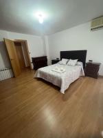 Disfruta de Granada y sus encantos. - B&B Huétor Vega