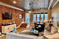 Downtown Delight - B&B