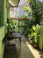 Quiet Garden Home - B&B