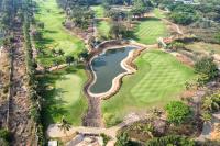 B&B Bangalore - SaffronStays Niranta- 4-BDR villa on golf course near Bangalore - Bed and Breakfast Bangalore