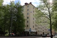 Urban Oasis - Two Bedrooms - Balcony - Nearby Metro - B&B