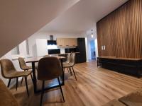Life Zone 11 - B&B