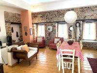 B&B Ermoupoli - Traditional wood and stone Villa - Bed and Breakfast Ermoupoli