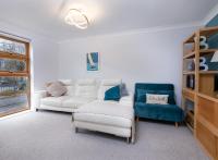 B&B Plymouth - Welcome! 1 Bed Apartment - Near the sea - Parking - Sleeps 3 - By Habita Property - Bed and Breakfast Plymouth
