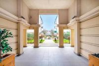 S10 Disney Shopping Center - B&B