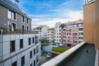 Modern and Central 1BD Flat with Balcony by Flat Mаnager - Ferienwohnung
