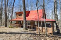 Cozy family friendly Cabin with hot tub, near Gatlinburg, Pigeon Forge, Dollywood - Chambres d'hôtes Sevierville