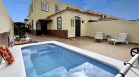 B&B Las Rosas - Lovely Villa Magnolia with pool, BBQ and WiFi in Tenerife South - Bed and Breakfast Las Rosas