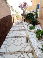 Appartement calme dans villa, piscine et spa et mer - B&B