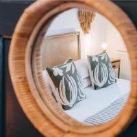 Zimmer mit Kingsize-Bett