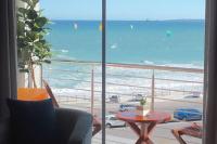 Bloubergstrand 2 Bedroom Beachfront Apartment - B&B Città del Capo